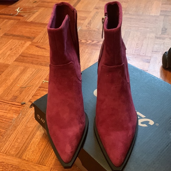 Red sued ankle boots - Picture 4 of 5